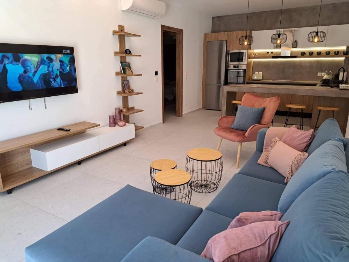 Courtyard Luxury Suites “Marianthi” Pefki Exterior foto